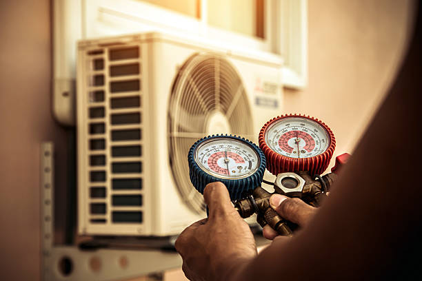 Professional Ductwork Repair technician working in Yoder, IN